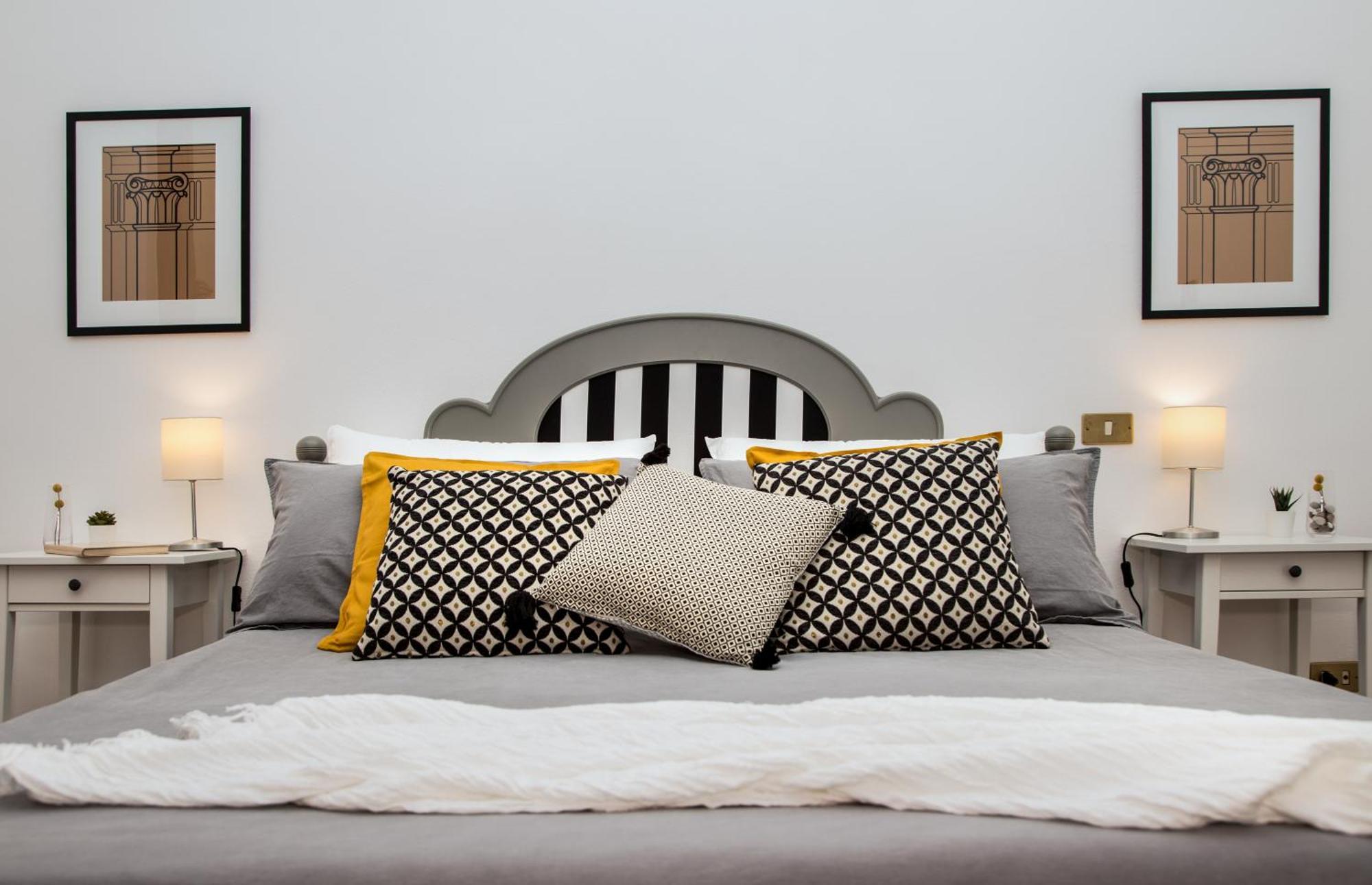Gocce Villas - Casa Frangio Modern Apartment Historical Centre Νάπολη Εξωτερικό φωτογραφία